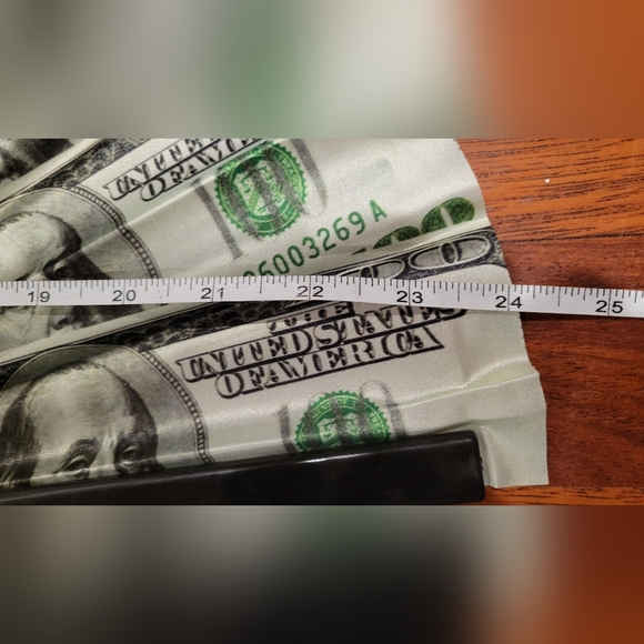 Large Money Print Hand Fan - Picture 3 of 5
